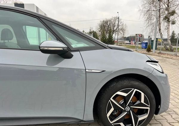 Volkswagen ID.3 cena 46900 przebieg: 29411, rok produkcji 2020 z Brusy małe 137